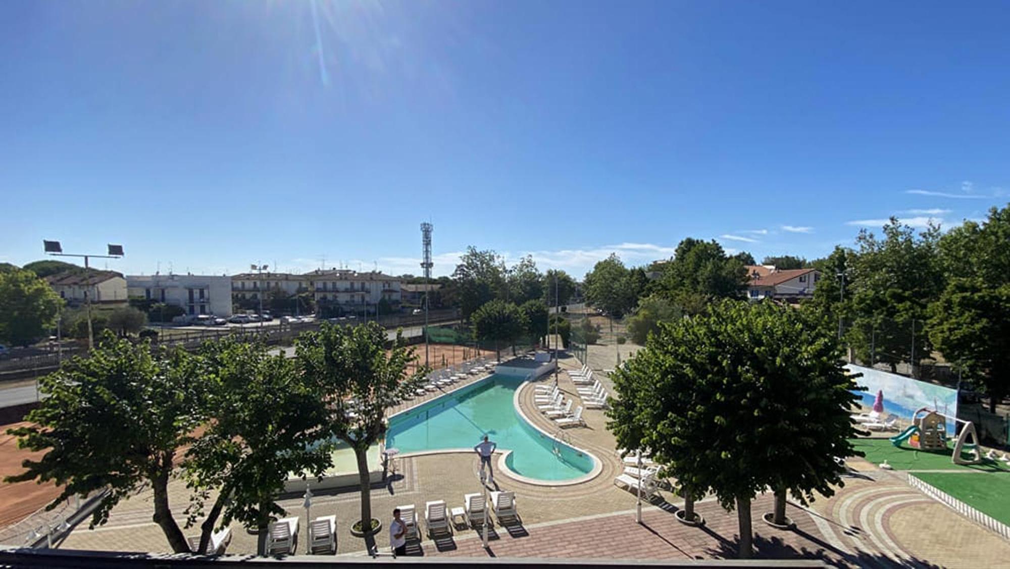Hotel Savoia เชเซนาติโก ภายนอก รูปภาพ